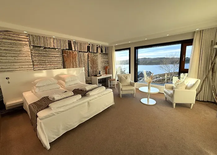 Panorama & 4* Steinsland (Vestland)