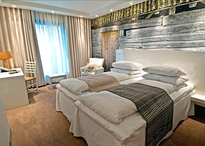 Hotell Panorama & 4*